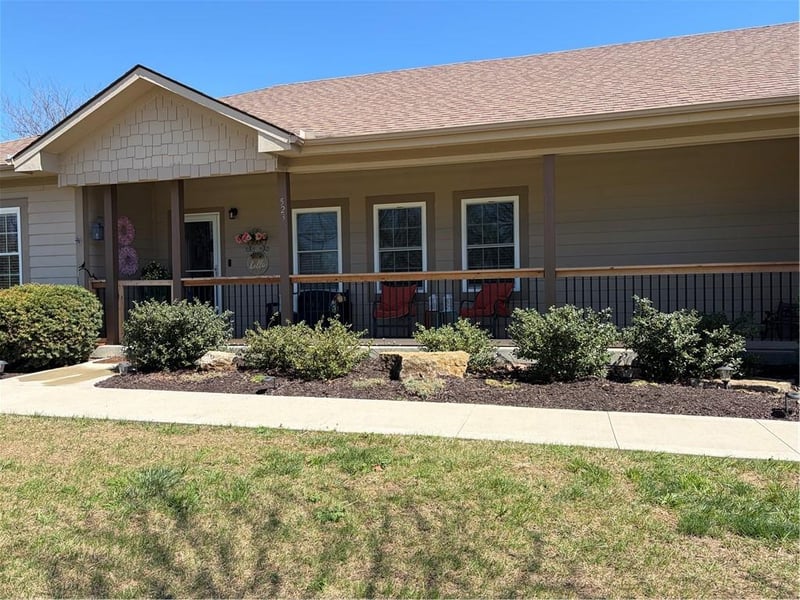 523 134th St, Bonner Springs, KS 66012