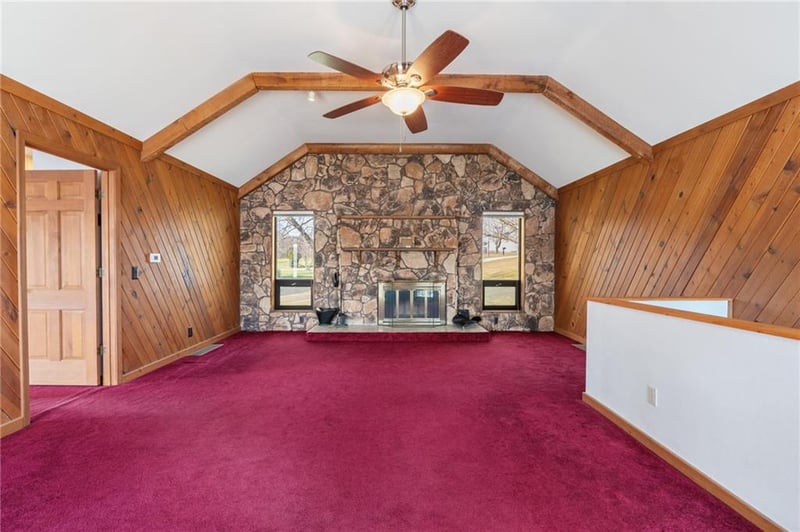 150 Yacht Club Cir, Altamont, MO 64640
