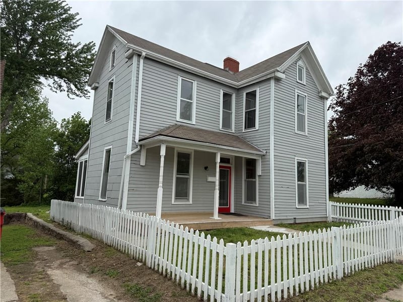 308 16th St, Lexington, MO 64067