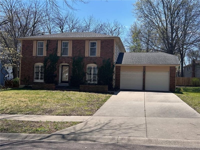 10915 100th Ter, Overland Park, KS 66214