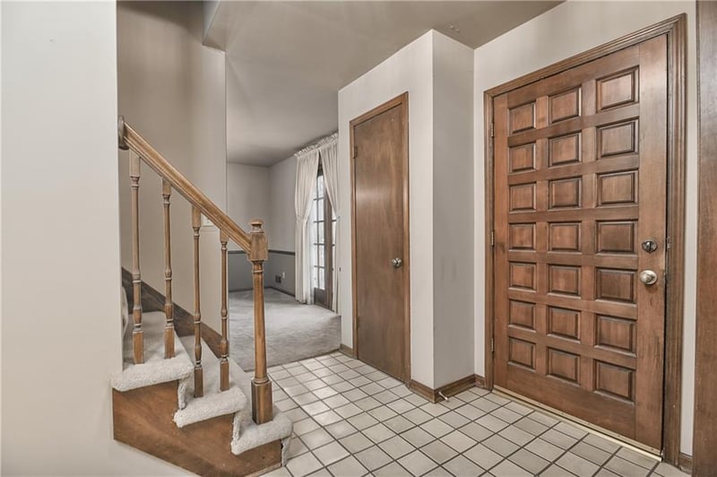 10915 100th Ter, Overland Park, KS 66214