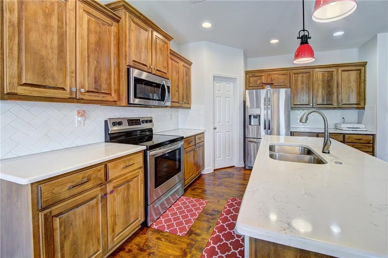 3900 Eclipse Pl, Blue Springs, MO 64015