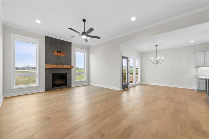 10619 Bell St, Kansas City, MO 64155