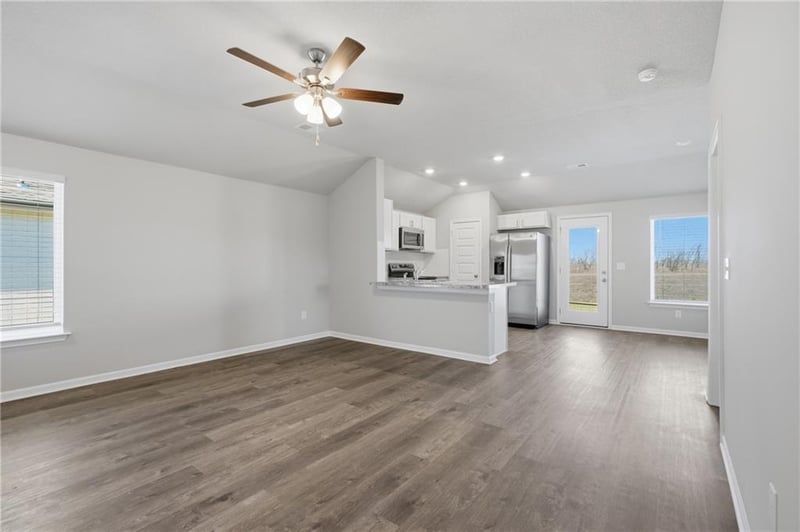 612 Bluebird St, Gardner, KS 66030