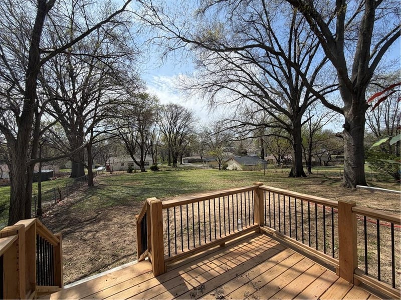 8025 Waverly Ave, Kansas City, KS 66109