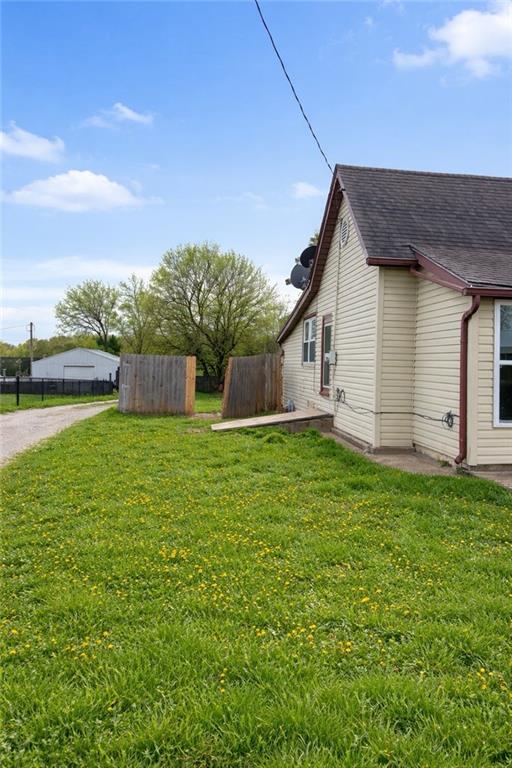 2309 Washington St, Lexington, MO 64067