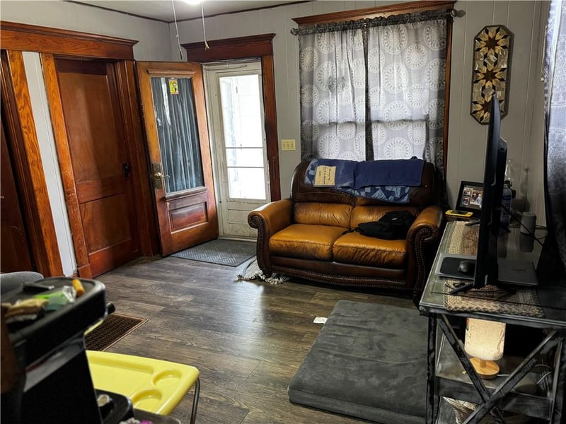 110 Main St, Ravenwood, MO 64479
