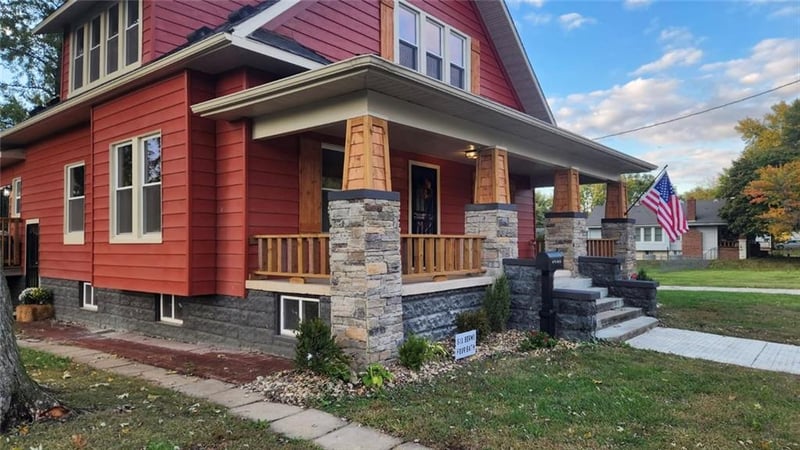 417 5th St, Odessa, MO 65076