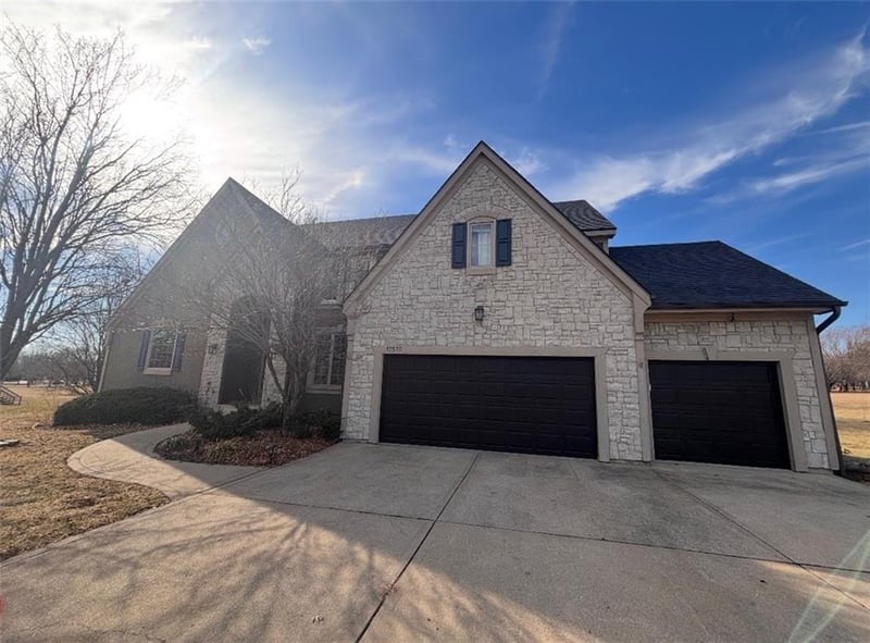 17570 Bond Ave, Overland Park, KS 66221