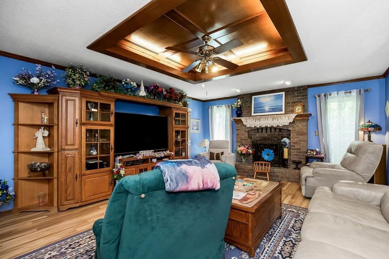 7719 Larson Ave, Kansas City, MO 64138
