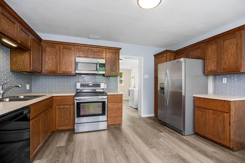 2704 81st St, Kansas City, KS 66109
