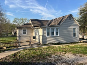 2704 N 81st St, Kansas City, KS 66109