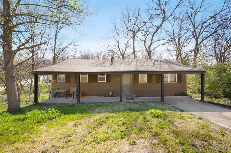 1 - 2 H St, Lake Lotawana, MO 64086