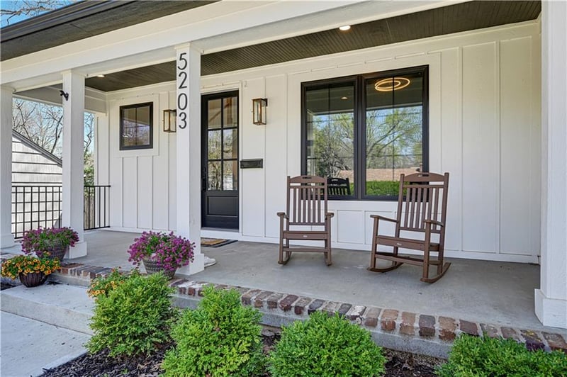 5203 W 71st Ter, Prairie Village, KS 66208