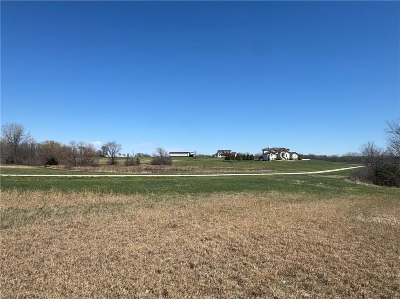 Lot 17 Se Piper Dr, Holt, MO 64048