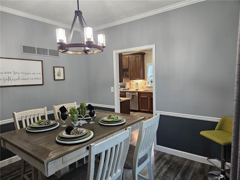 2109 Brookshire Dr, Blue Springs, MO 64015