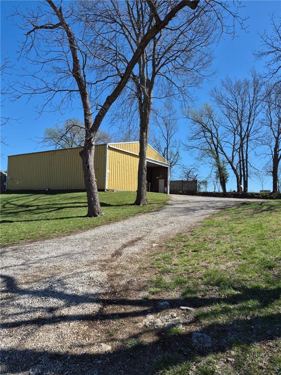 15450 Lake Road 10 Rd, Gardner, KS 66030