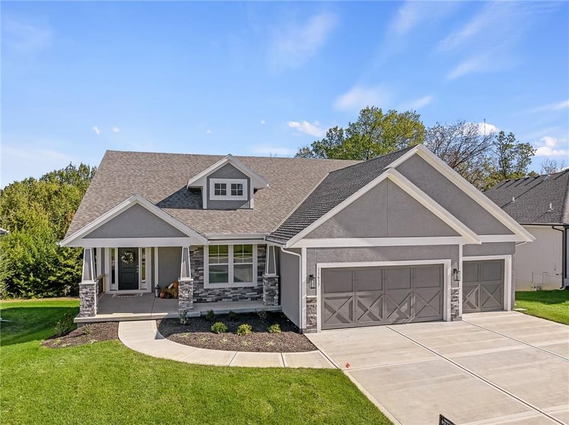 2328 W Wabash St, Olathe, KS 66061