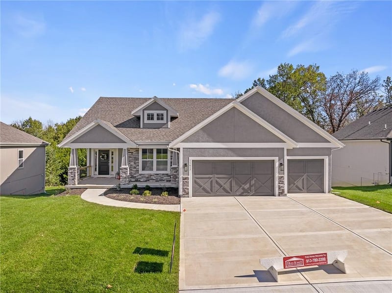 2328 Wabash St, Olathe, KS 66061