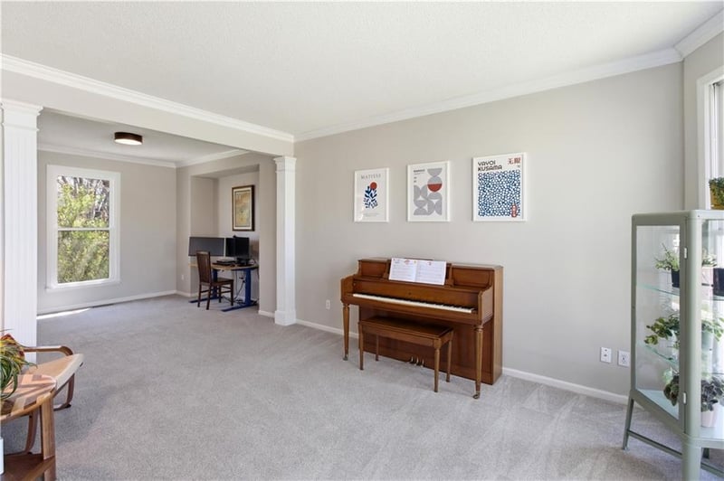 13213 Barton St, Overland Park, KS 66213