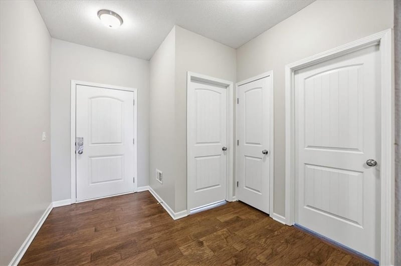 26191 141st Ter, Olathe, KS 66061