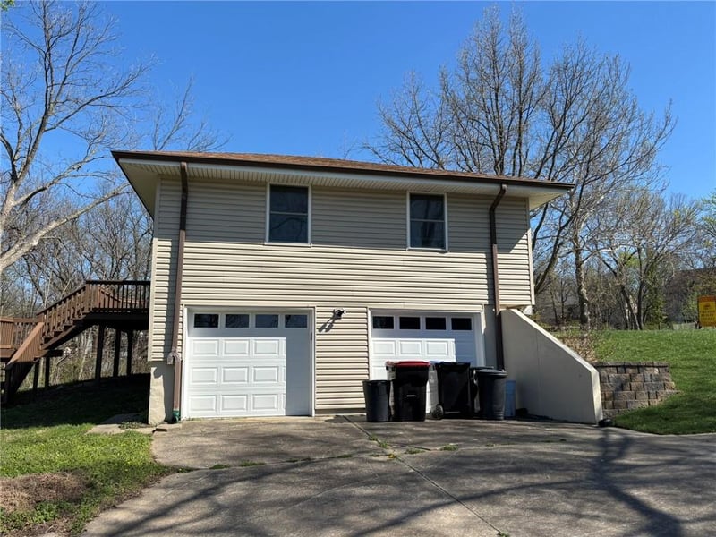102 Cottonwood Close St, Warrensburg, MO 64093