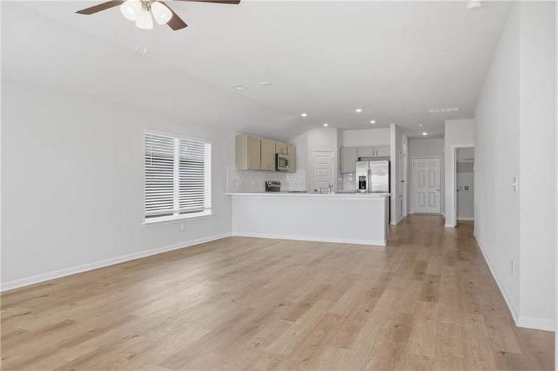 605 Bluebird St, Gardner, KS 66030