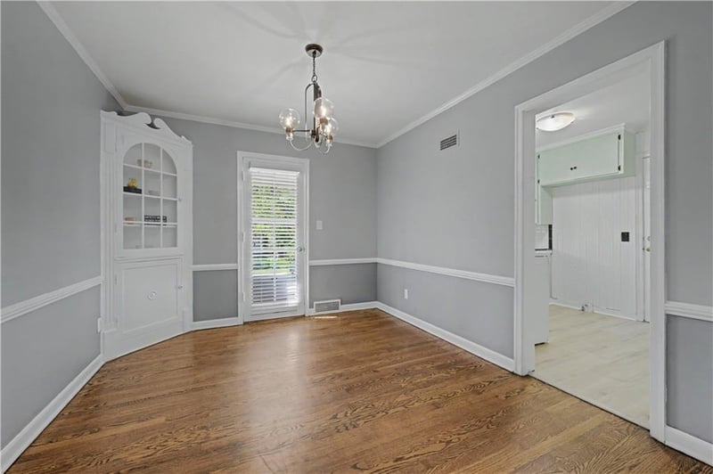 5009 51st Ter, Roeland Park, KS 66205
