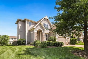 8100 NE 103rd St, Kansas City, MO 64157