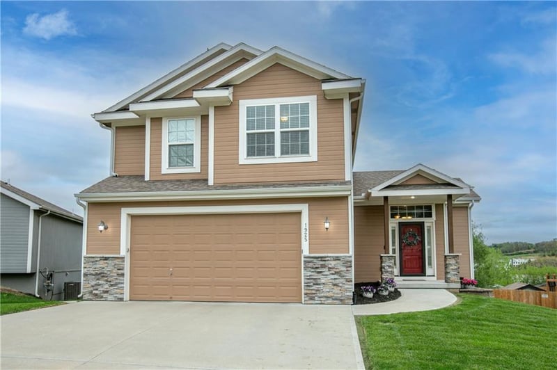 1925 S 47th Ter, Kansas City, KS 66106