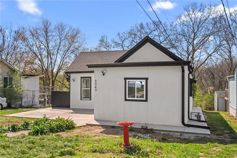 3040 51st St, Kansas City, KS 66104