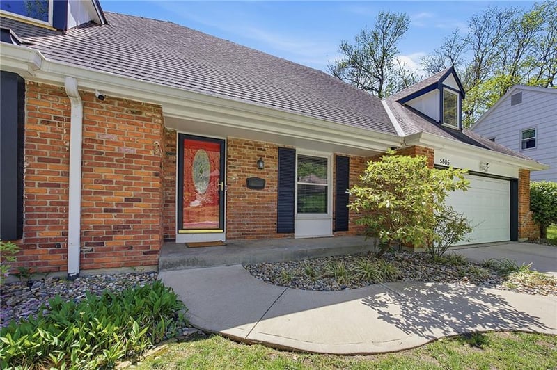 5805 W 90 Ter, Overland Park, KS 66207