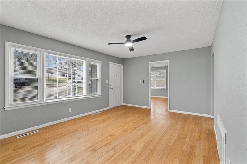 6121 Cleveland Ave, Kansas City, KS 66104