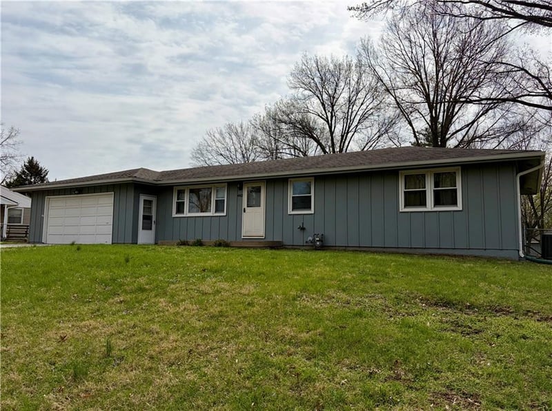 4903 60th St, Kansas City, MO 64151