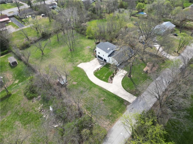 12321 Cherry St, Kansas City, MO 64145