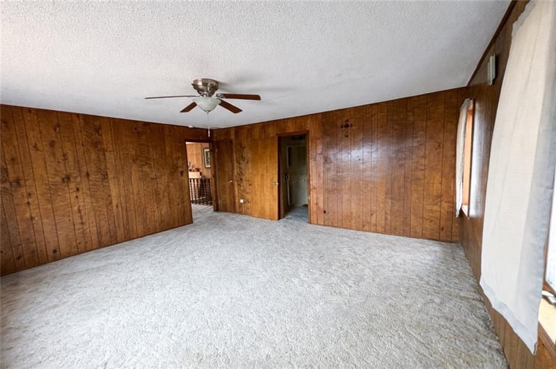 31982 Chesapeake Dr, Warsaw, MO 65355