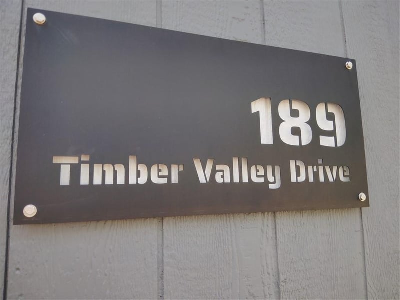 189 Timber Valley Dr, Linn Valley, KS 66040