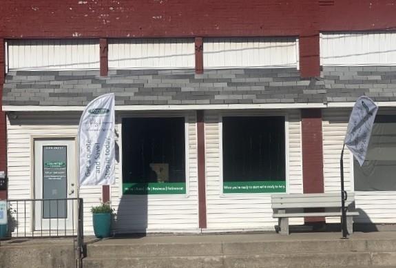 213 2nd St, Odessa, MO 64076