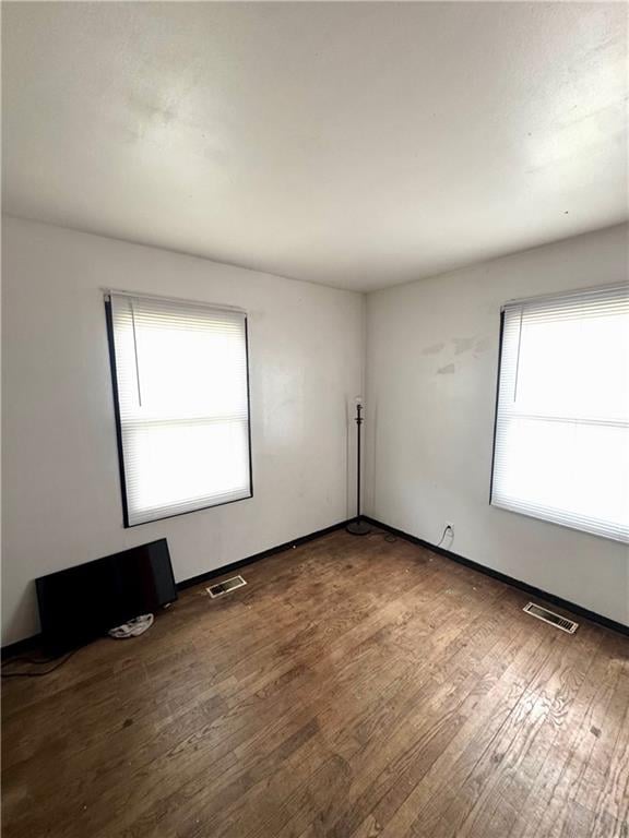 9306 Lewis Ave, Kansas City, MO 64138
