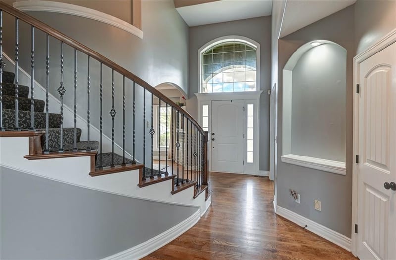 500 Woodpark Ln, Lee's Summit, MO 64086