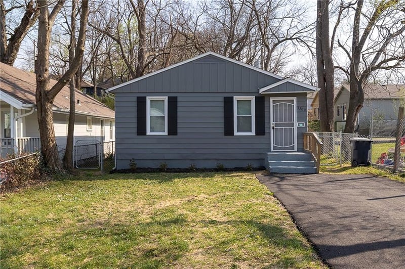 3309 69th St, Kansas City, MO 64132