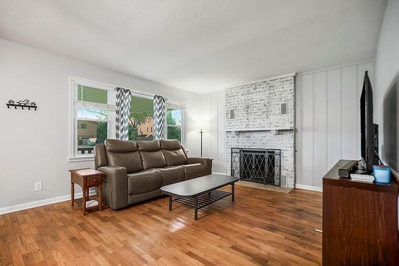 2600 Spring Garden St, Leavenworth, KS 66048