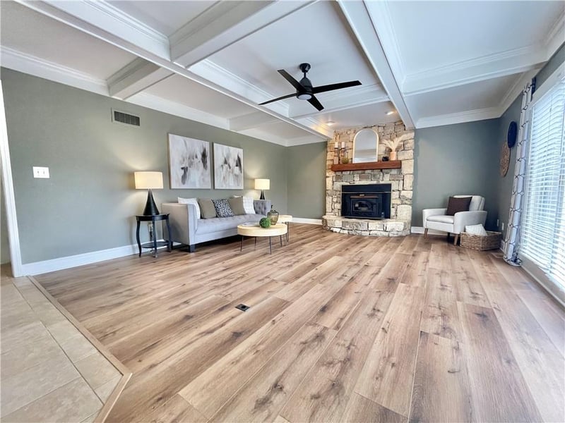 1637 83rd Ter, Kansas City, MO 64118