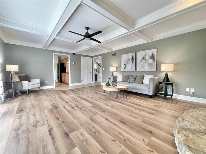 1637 83rd Ter, Kansas City, MO 64118