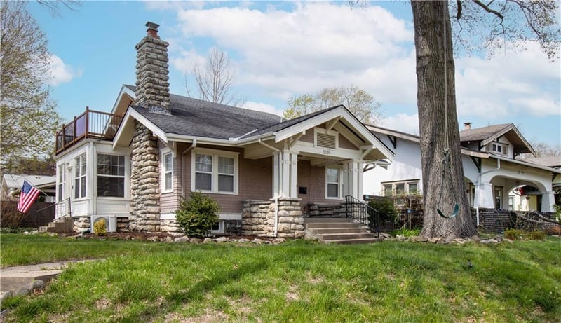 5850 Brookside Blvd, Kansas City, MO 64113