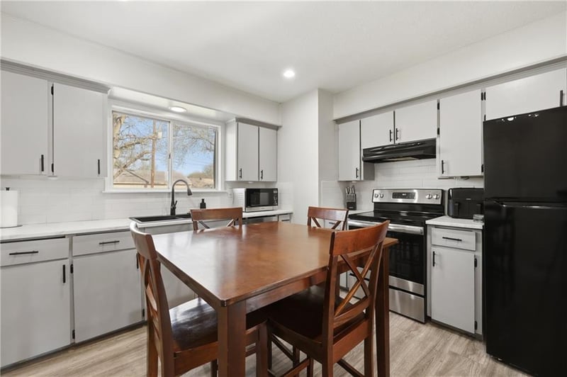 4709 Evanston Ave, Kansas City, MO 64133