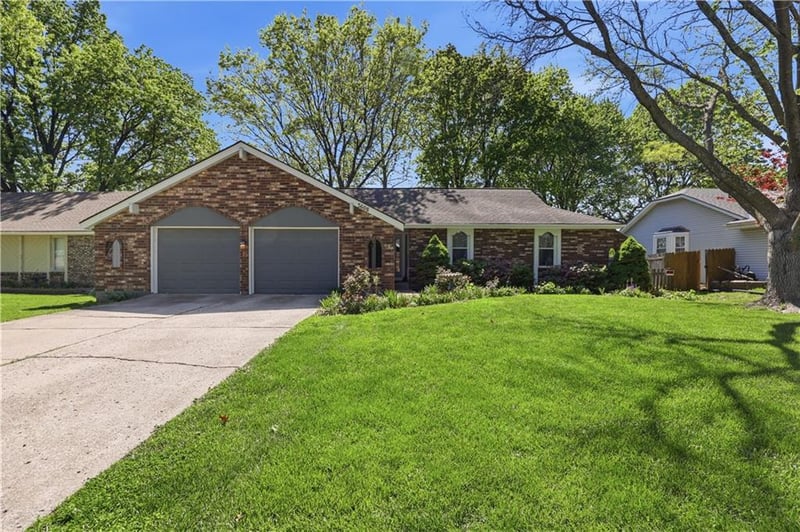 3608 Grant St, Lee's Summit, MO 64064