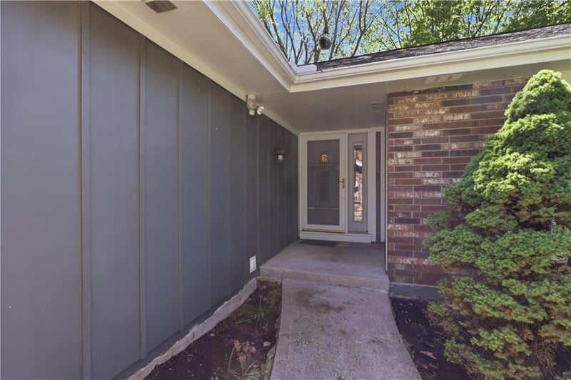 3608 Grant St, Lee's Summit, MO 64064
