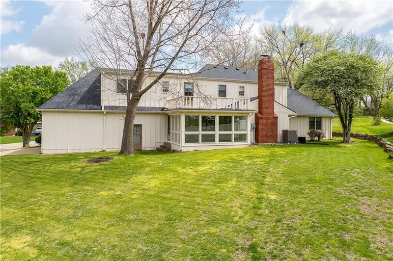 3312 Colony Sq, St Joseph, MO 64506