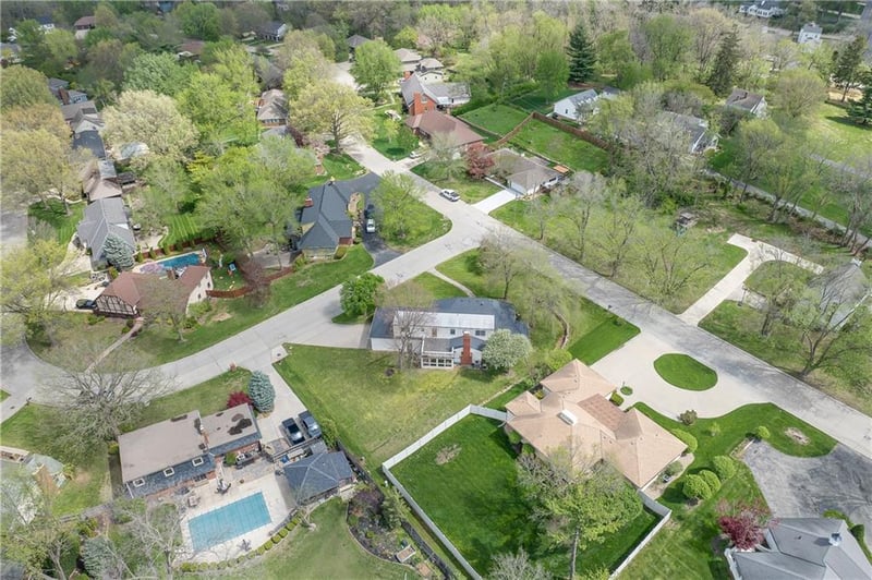 3312 Colony Sq, St Joseph, MO 64506